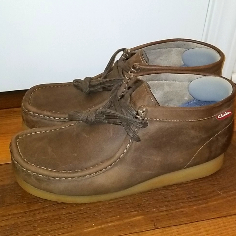 Clarks Wallabees